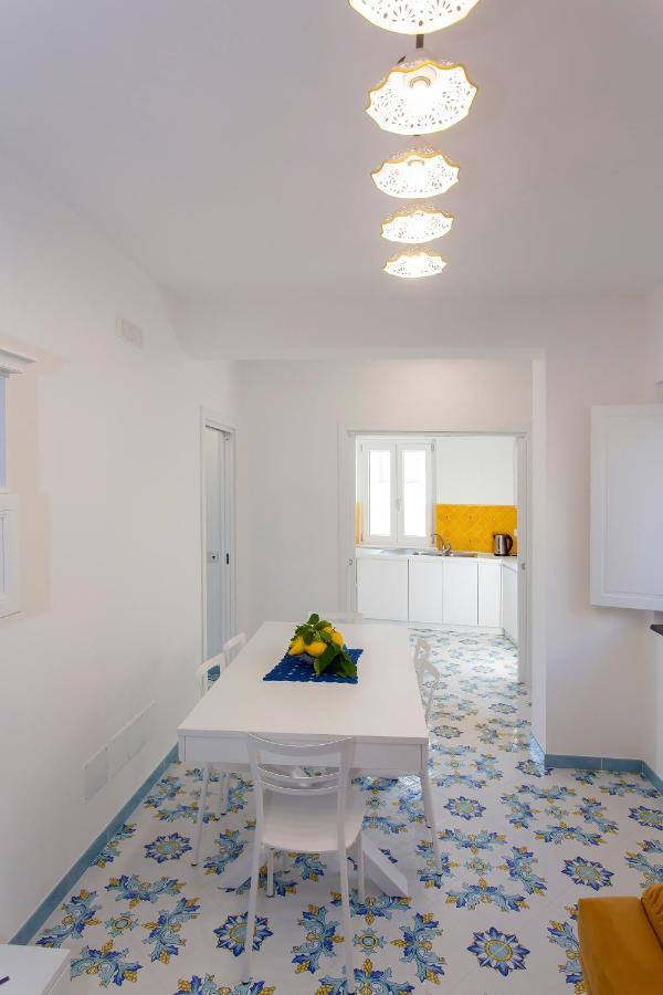 Апартаменты Domus Teresia - Amalfi Coast Фуроре Экстерьер фото